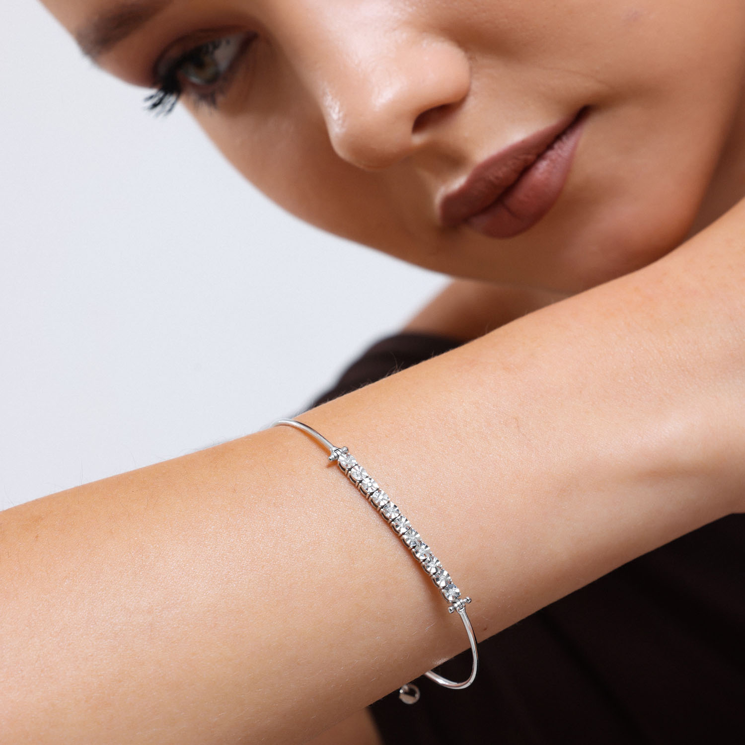 0.10 Karat Pırlanta Baget Bileklik - BLK00170