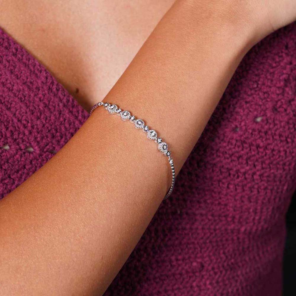 0.10 Karat Pırlanta Baget Bileklik - BLK00172