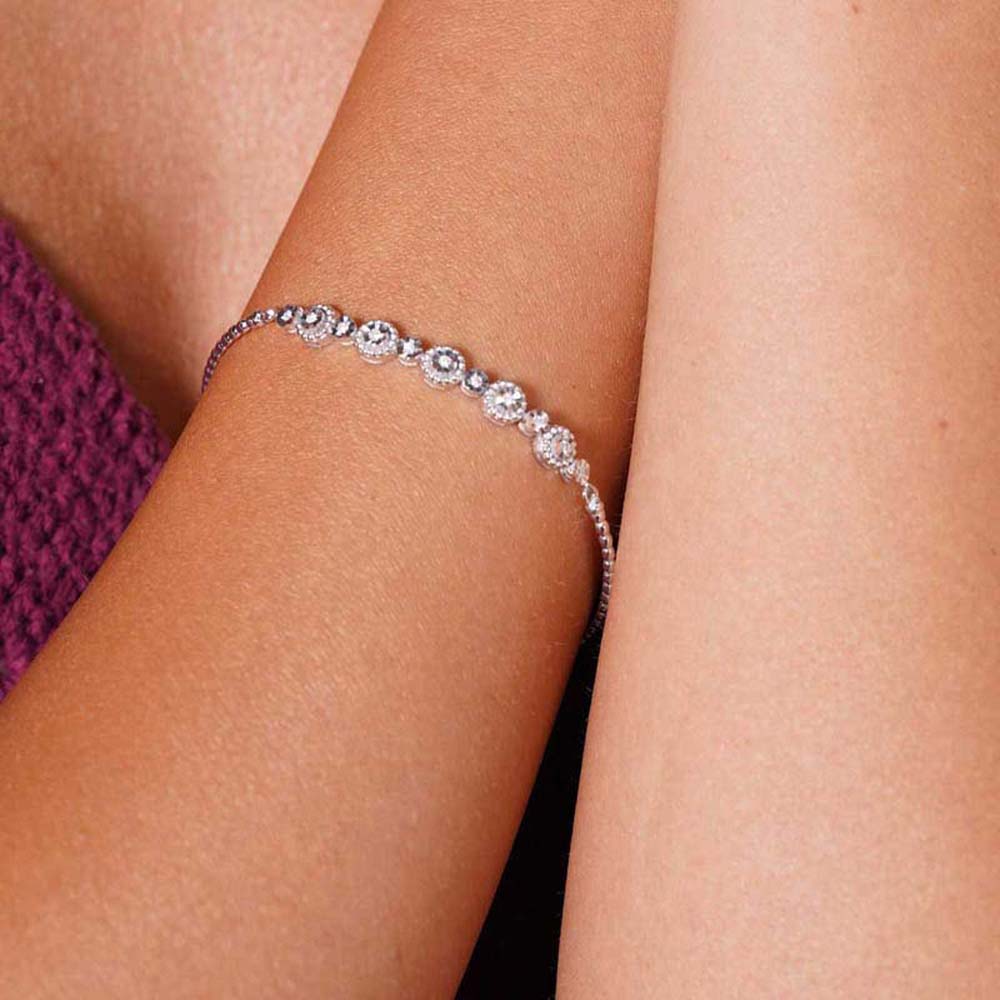 0.10 Karat Pırlanta Baget Bileklik - BLK00172