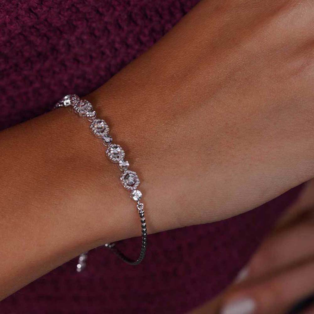 0.10 Karat Pırlanta Baget Bileklik - BLK00173