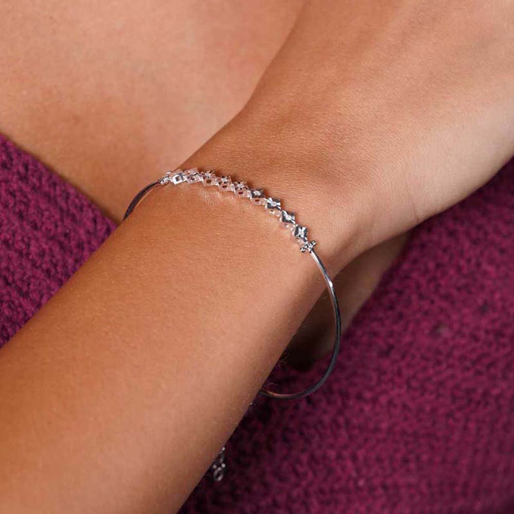 0.10 Karat Pırlanta Baget Bileklik - BLK00174