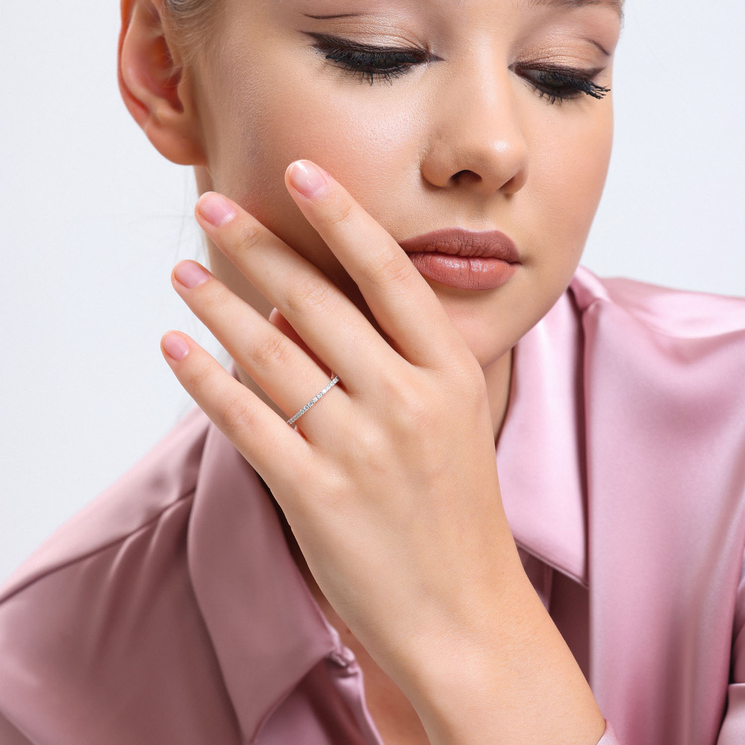 0.18 Karat Pırlanta Yarımtur Yüzük - YRTR0979