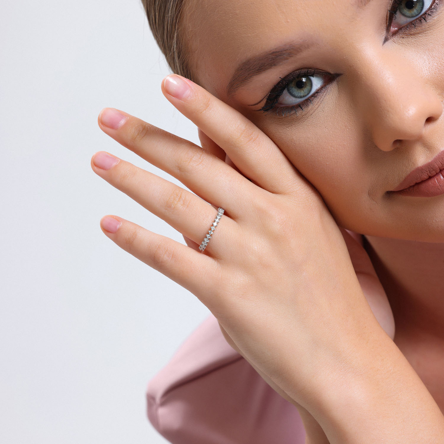 0.22 Karat Pırlanta Yarımtur Yüzük - YRTR1483