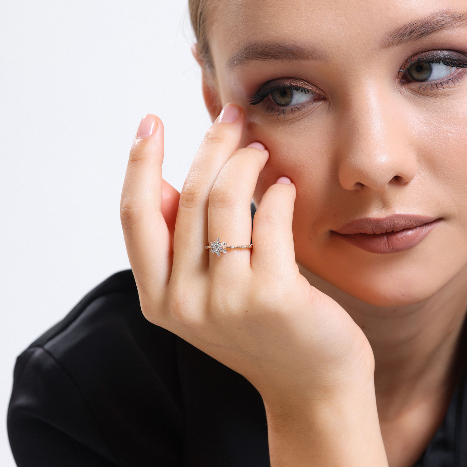 0.26 Karat Pırlanta Lotus Yüzük