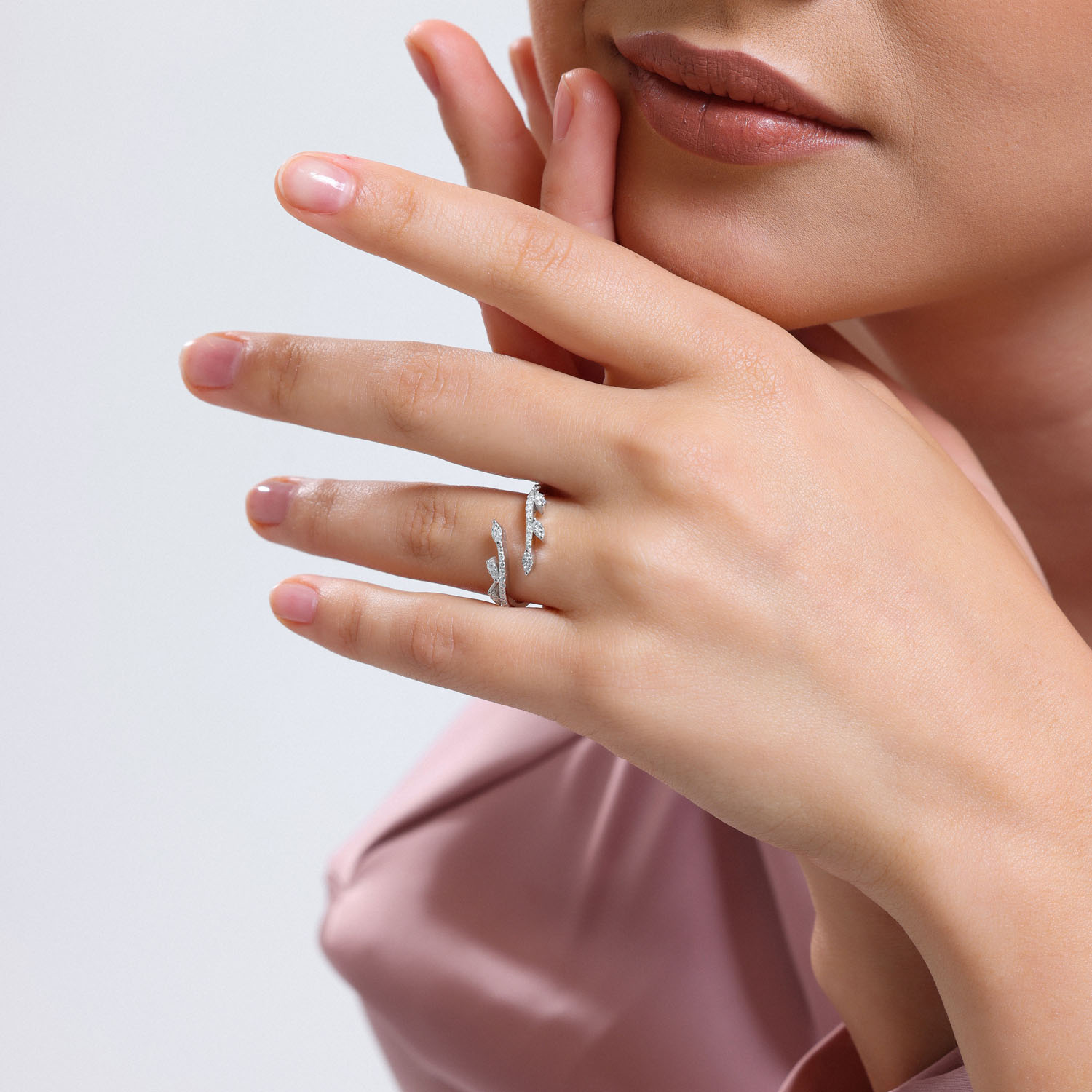 0.26 Karat Pırlanta Yarımtur Yüzük - YRTR5617