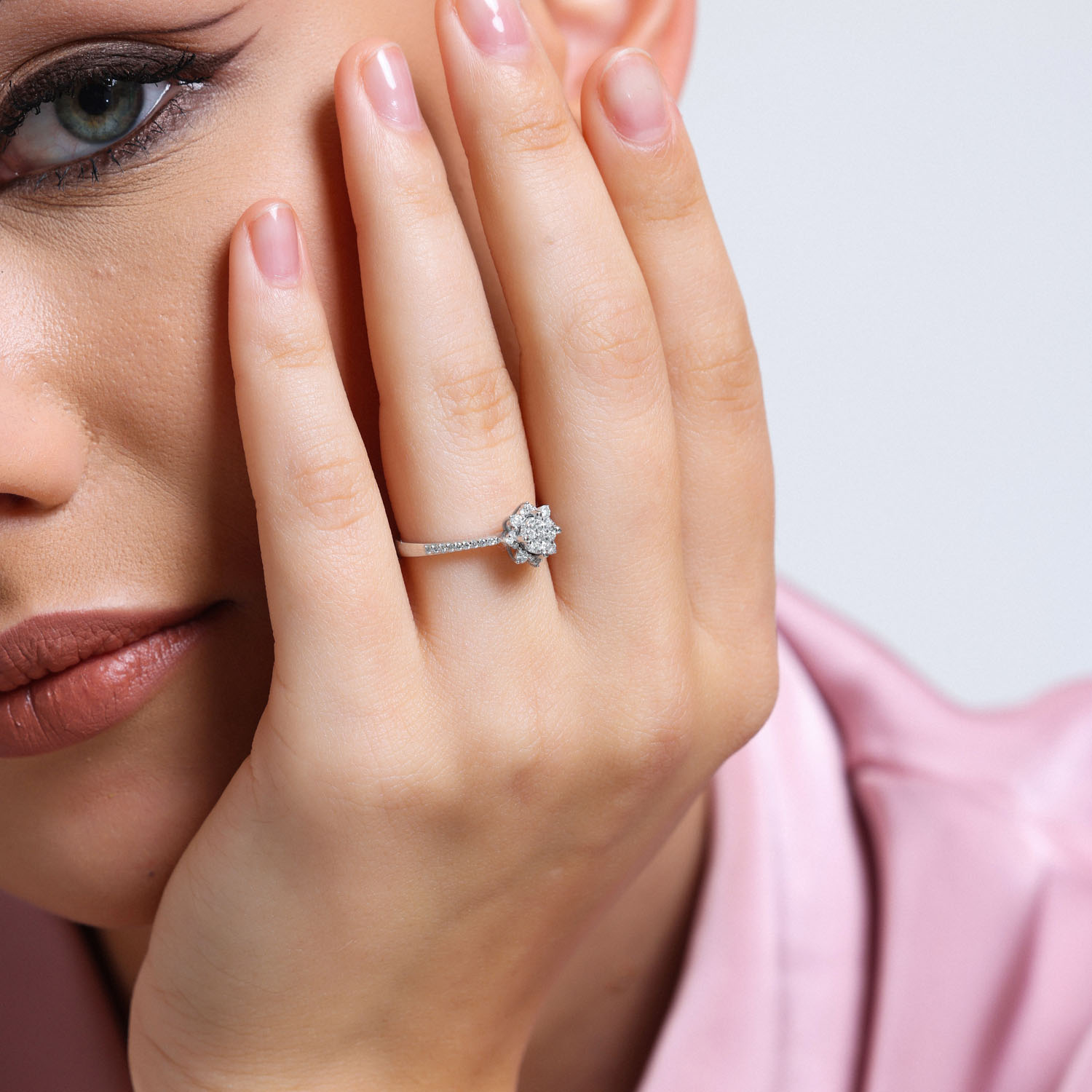 0.28 Lotus Pırlanta Yüzük  - YZI50098KB