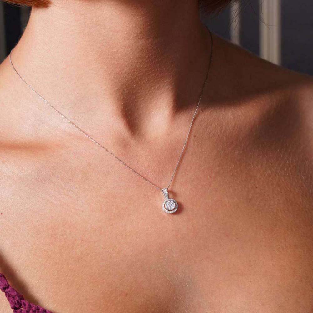 0.33 Karat Pırlanta Baget Kolye - KLF00103