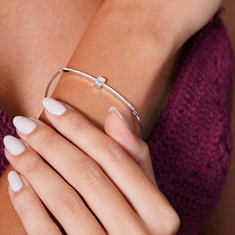 0.37 Karat Pırlanta Baget Bileklik - BLK00181