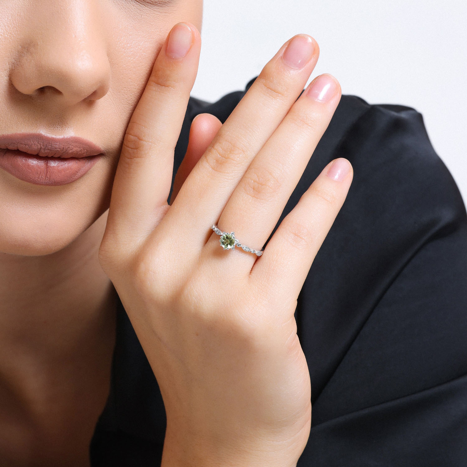 0.74 Karat Pırlantalı Lotus Vintage Yüzük - VNGYZB5003-1