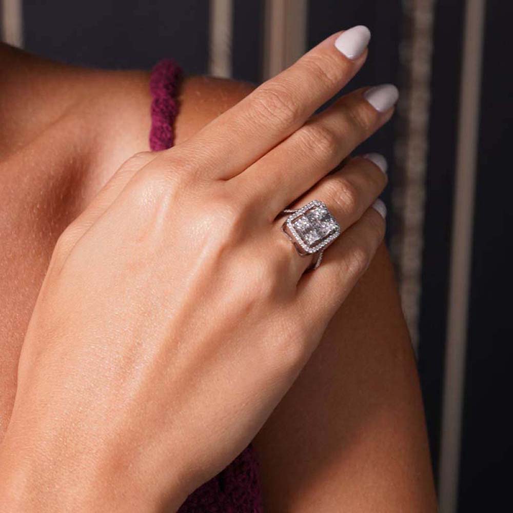 1.18 Karat Pırlanta Baget Yüzük